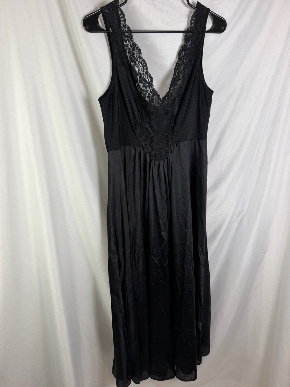 Vintage Vanity Fair Black Lace Nightgown XL